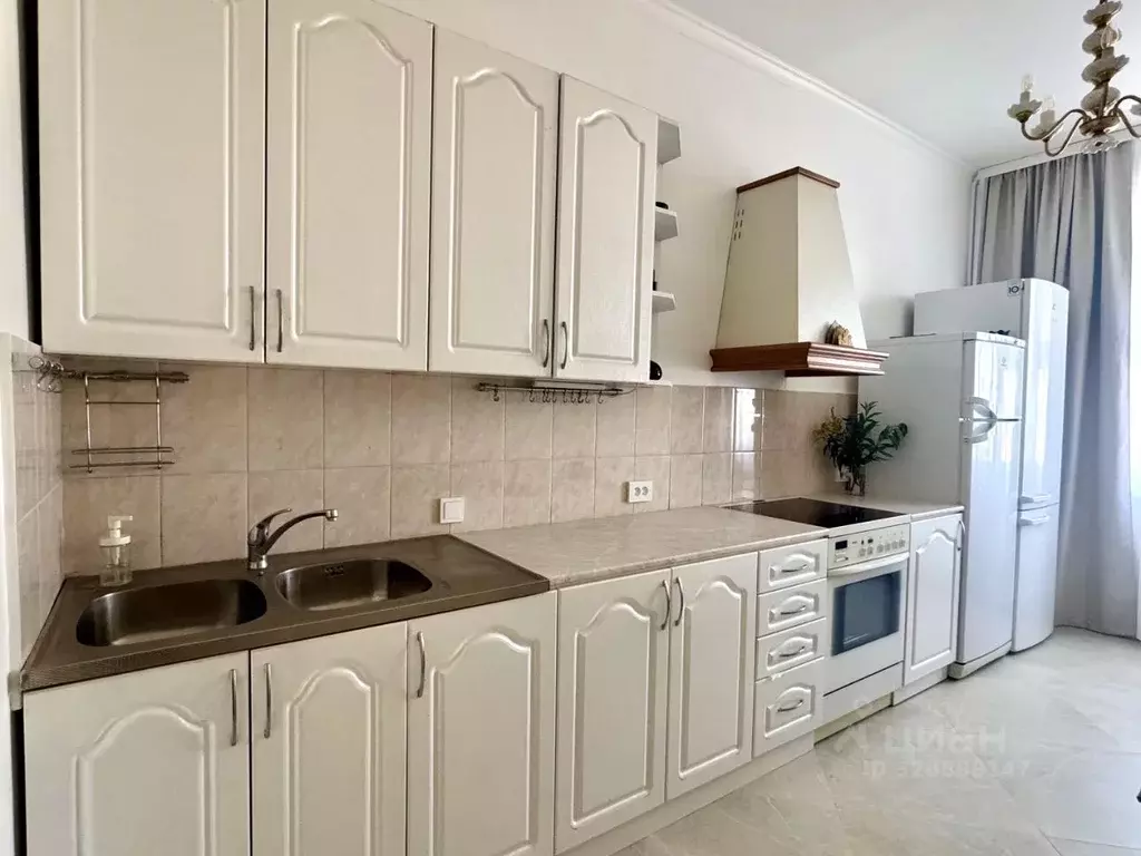 3-к кв. Москва Профсоюзная ул., 91 (100.0 м) - Фото 2