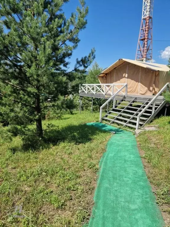 Дом в Алтай, Чемальский район, с. Турбаза Катунь ул. Романтиков (50 м) - Фото 1