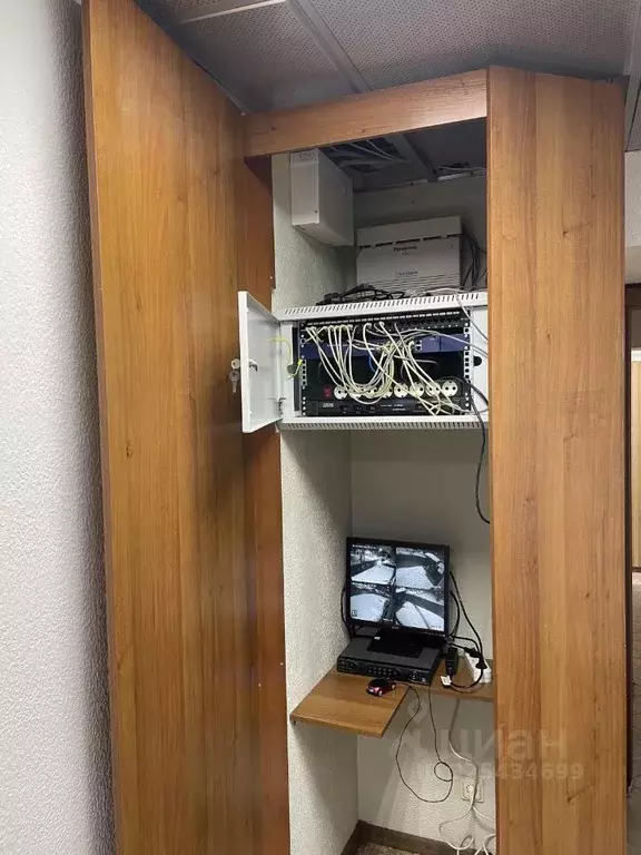 Помещение свободного назначения в Санкт-Петербург ул. Ушинского, 5К2 ... - Фото 1