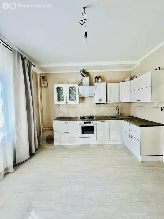 1-комнатная квартира: село Ямное, улица Генерала Сысоева, 2/2 (48 м) - Фото 1