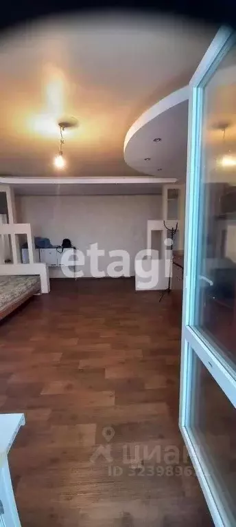 3-к кв. Красноярский край, Красноярск Взлетная ул., 30 (68.2 м) - Фото 1