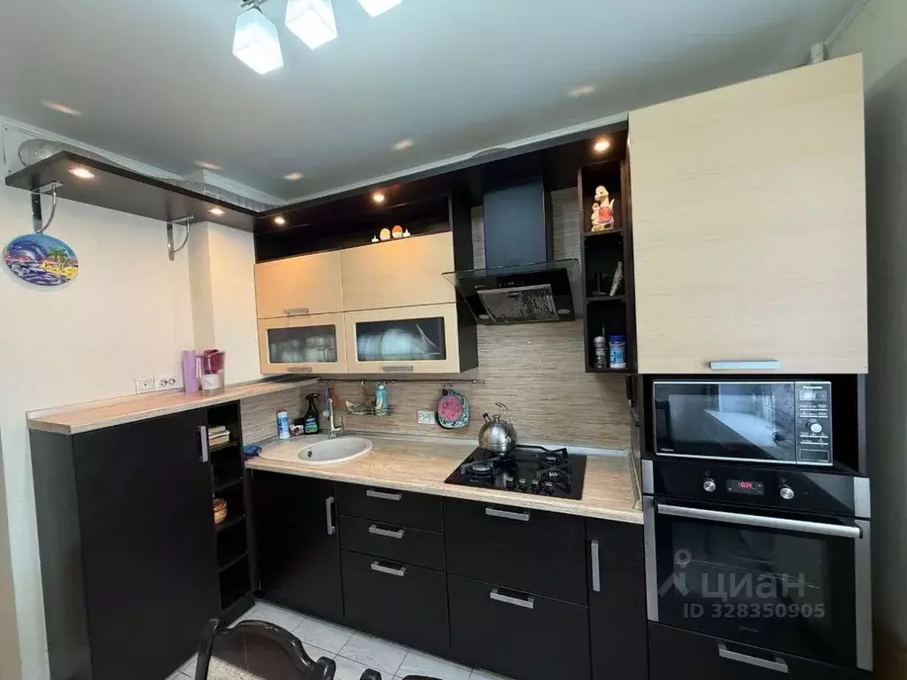 3-к кв. Татарстан, Нижнекамск просп. Шинников, 75 (65.0 м) - Фото 1