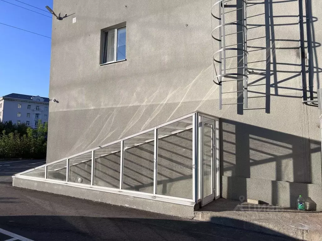 Помещение свободного назначения в Татарстан, Казань ул. Красной ... - Фото 1