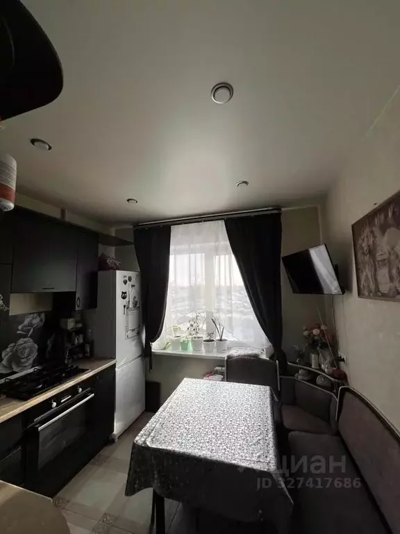 2-к кв. Омская область, Омск ул. 2-я Железнодорожная, 5 (53.6 м) - Фото 1