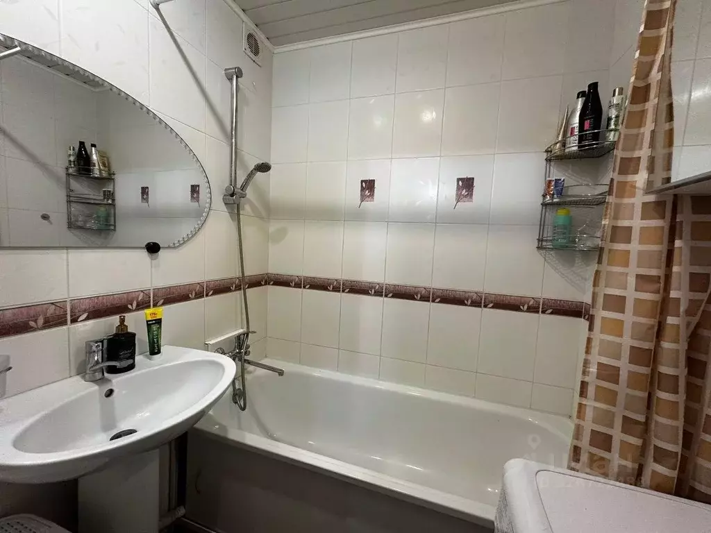 3-к кв. Татарстан, Казань ул. Хусаина Мавлютова, 14 (70.0 м) - Фото 2