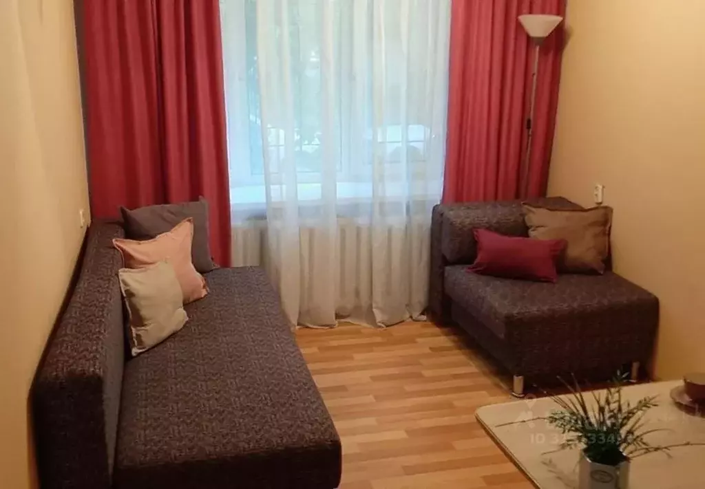 1-к кв. Тюменская область, Тюмень ул. Грибоедова, 8 (17.0 м) - Фото 0