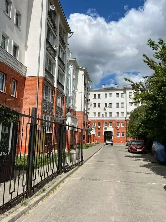 2-к. квартира, 67 м, 2/5 эт. - Фото 0