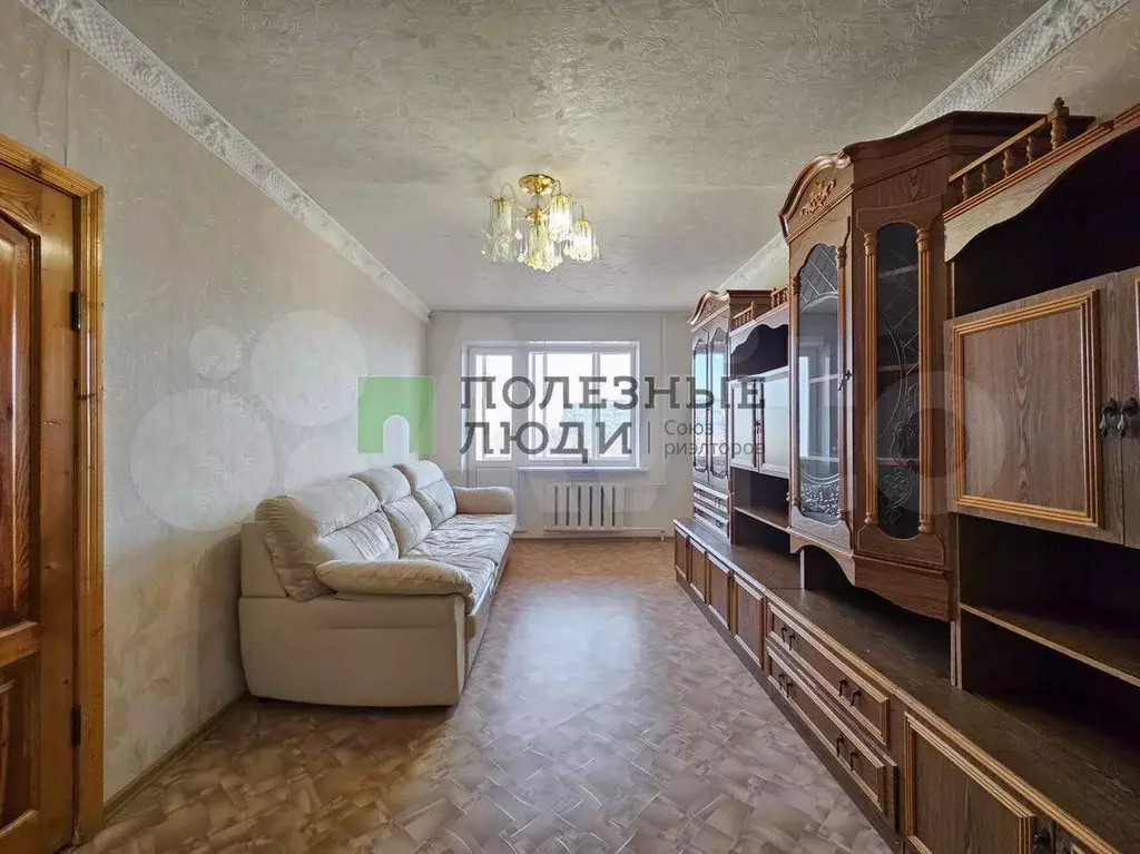 Доля в 4-к. квартире, 75,5 м, 6/9 эт. - Фото 1