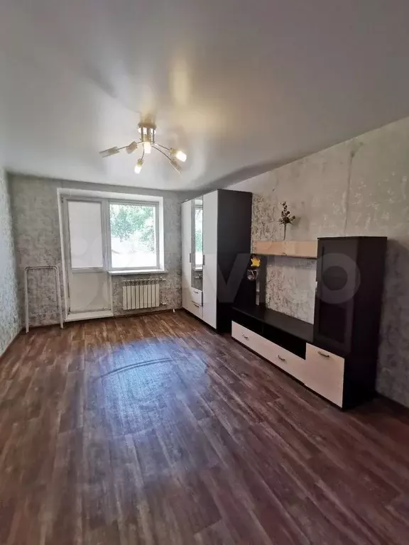 1-к. квартира, 38 м, 4/10 эт. - Фото 0