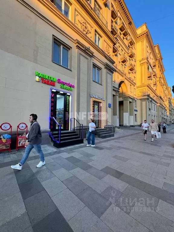 Торговая площадь в Москва Садовая-Черногрязская ул., 13/3С1 (43 м) - Фото 0