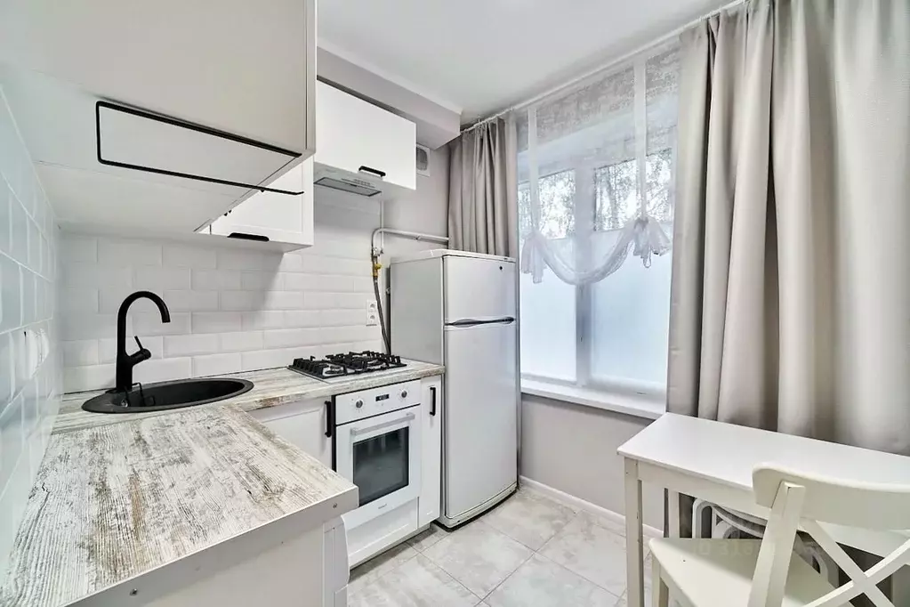 2-к кв. Московская область, Одинцово ул. Маршала Жукова, 13 (44.0 м) - Фото 1
