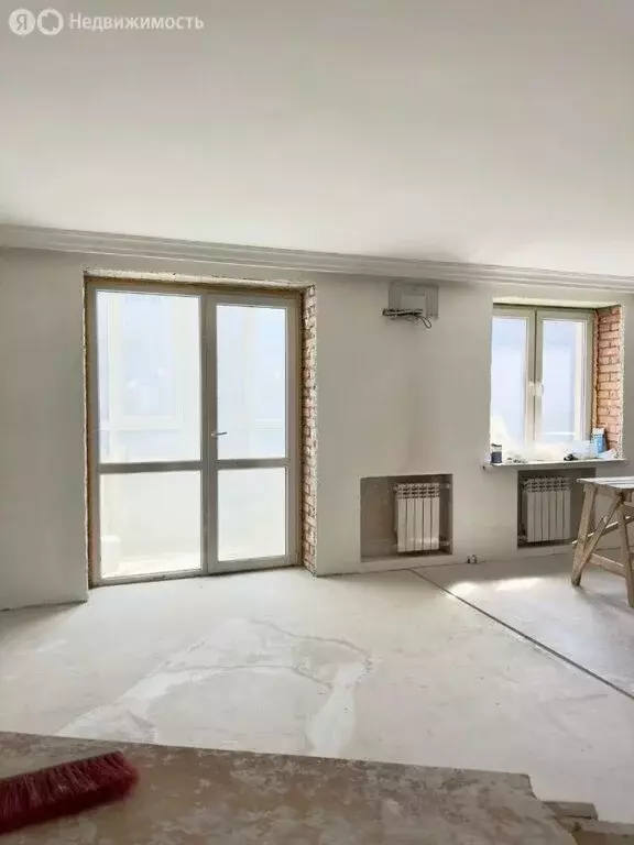 3-комнатная квартира: Бийск, улица имени Героя Советского Союза ... - Фото 0