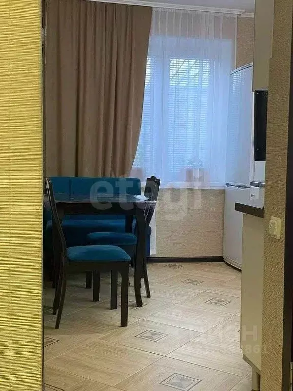 3-к кв. Оренбургская область, Оренбург проезд Газовиков, 22 (65.0 м) - Фото 1