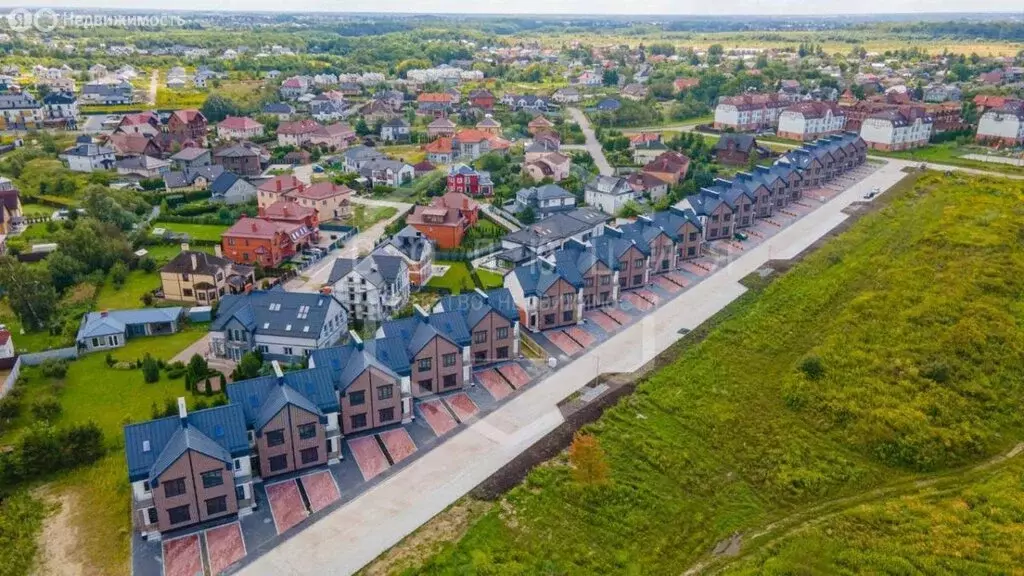 Дом в Калининградская область, Гурьевский муниципальный округ, посёлок ... - Фото 1