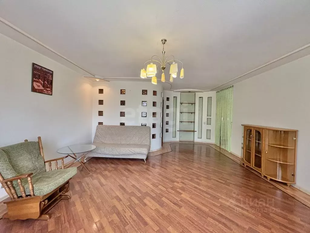 3-к кв. Коми, Сыктывкар ул. Бабушкина, 31 (97.7 м) - Фото 2