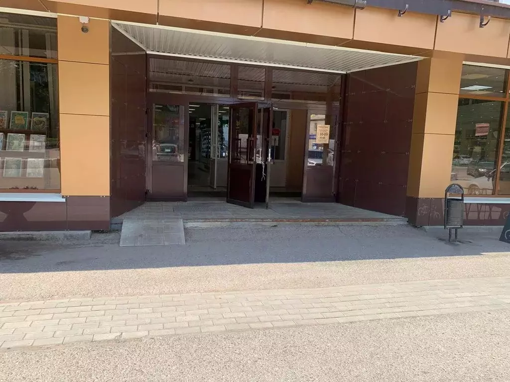 Торговая площадь в Татарстан, Бугульма ул. Мусы Джалиля, 7 (450 м) - Фото 1