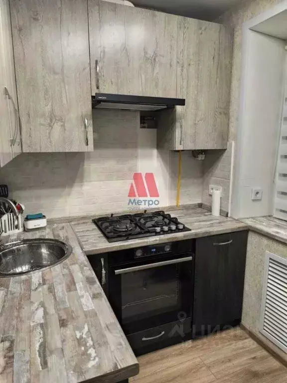 2-к кв. Ярославская область, Рыбинск ул. 50 лет ВЛКСМ, 40 (45.1 м) - Фото 1