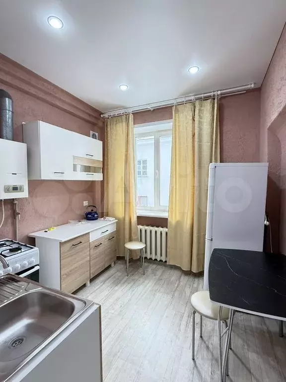 3-к. квартира, 80 м, 3/3 эт. - Фото 1