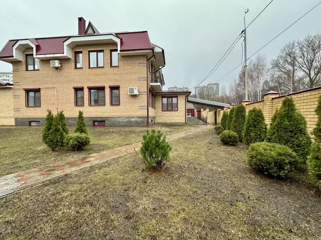 Дом в Татарстан, Казань ул. Гали Динмухаметова, 6 (377 м) - Фото 2