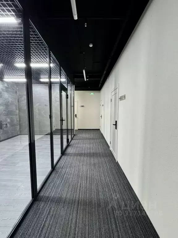 Офис в Алтайский край, Барнаул ул. Челюскинцев, 82 (15 м) - Фото 1