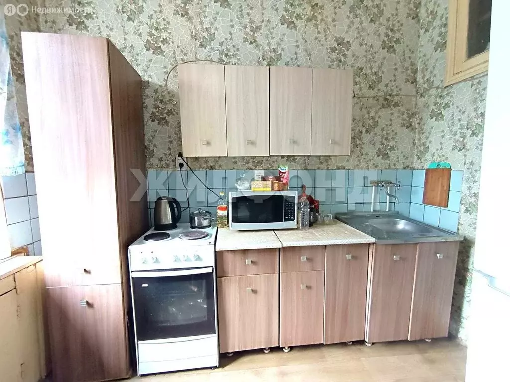 3-комнатная квартира: Кемерово, Гурьевская улица, 14 (77.2 м) - Фото 1