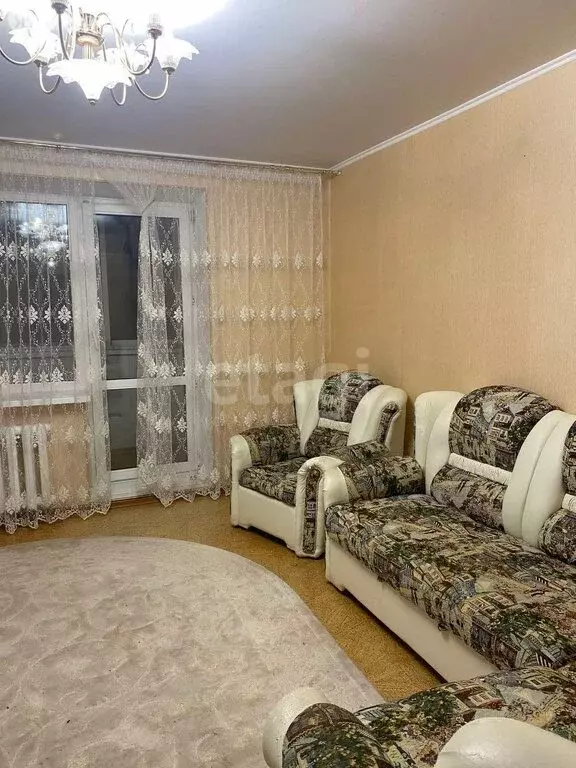 3-комнатная квартира: Тобольск, микрорайон 7А, 16 (65 м) - Фото 1