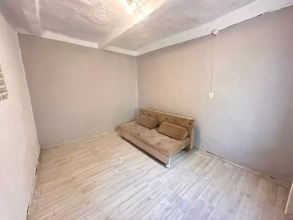 Дом в Краснодарский край, Северское с/пос, пос. 8 Марта  (28 м) - Фото 1