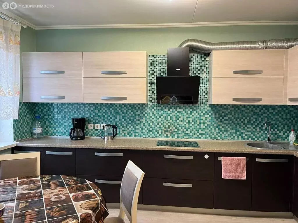 2-комнатная квартира: Екатеринбург, Якутская улица, 10 (57 м) - Фото 0