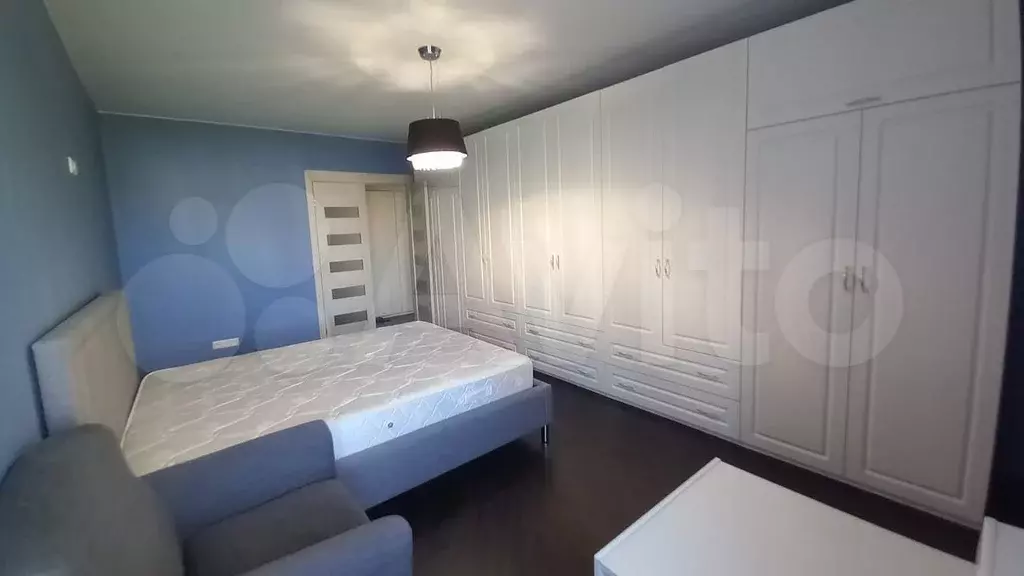 2-к. квартира, 60 м, 8/10 эт. - Фото 1