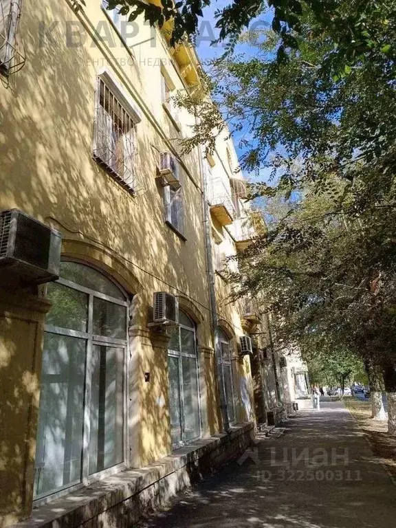 3-к кв. Волгоградская область, Волгоград ул. Им. Циолковского, 6 (98.1 ... - Фото 1