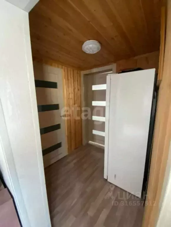 Дом в Омская область, Омск Порт-Артур мкр, ул. Свердлова, 34 (65 м) - Фото 1