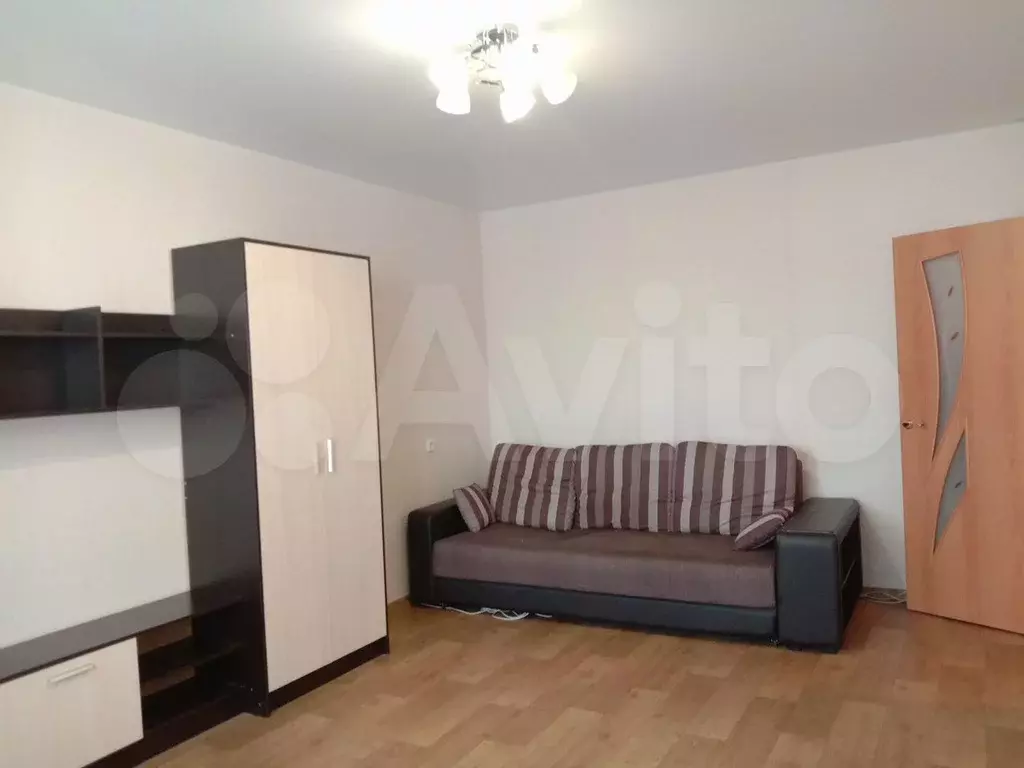1-к. квартира, 40 м, 8/11 эт. - Фото 1