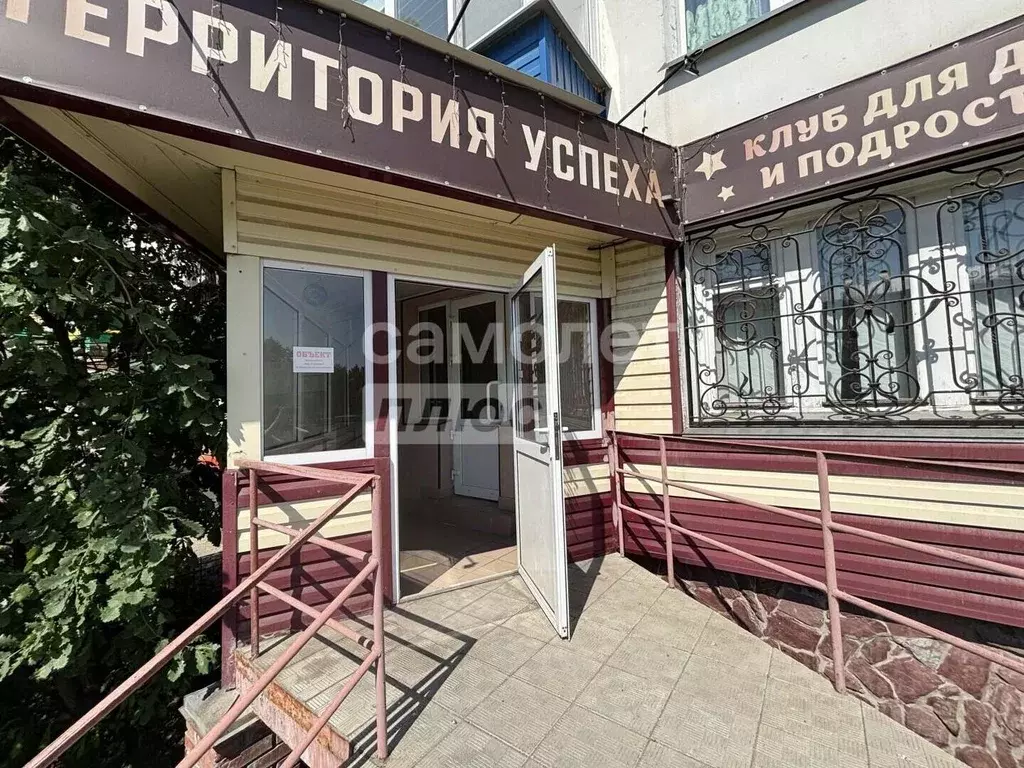Помещение свободного назначения в Алтайский край, Бийск ул. Ильи ... - Фото 1