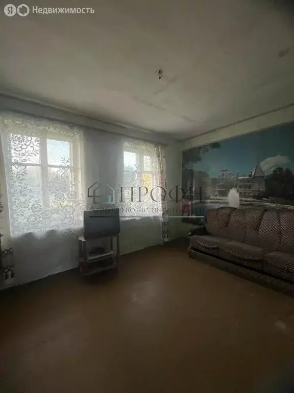 2-комнатная квартира: Новый Оскол, Авиационная улица, 3 (30 м) - Фото 1