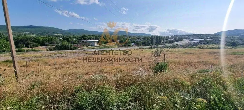 Участок в Крым, Кировский район, Старый Крым городское поселение ул. ... - Фото 1