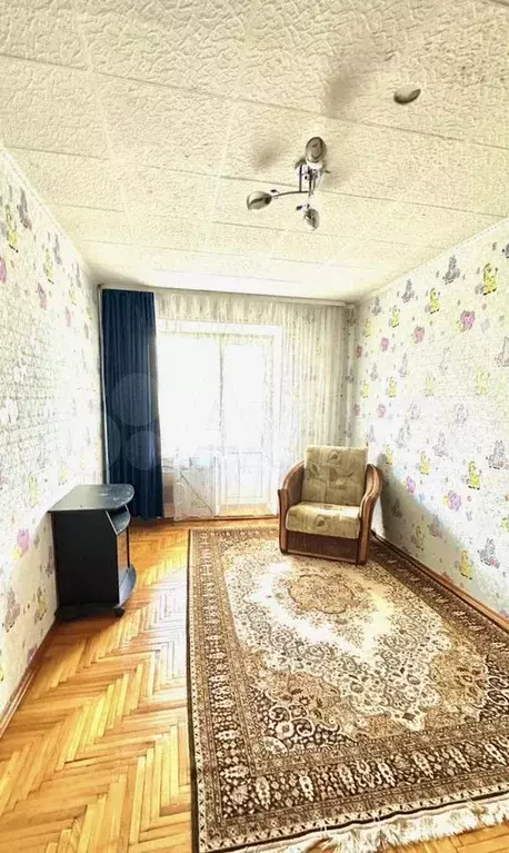 3-к. квартира, 71 м, 3/6 эт. - Фото 0