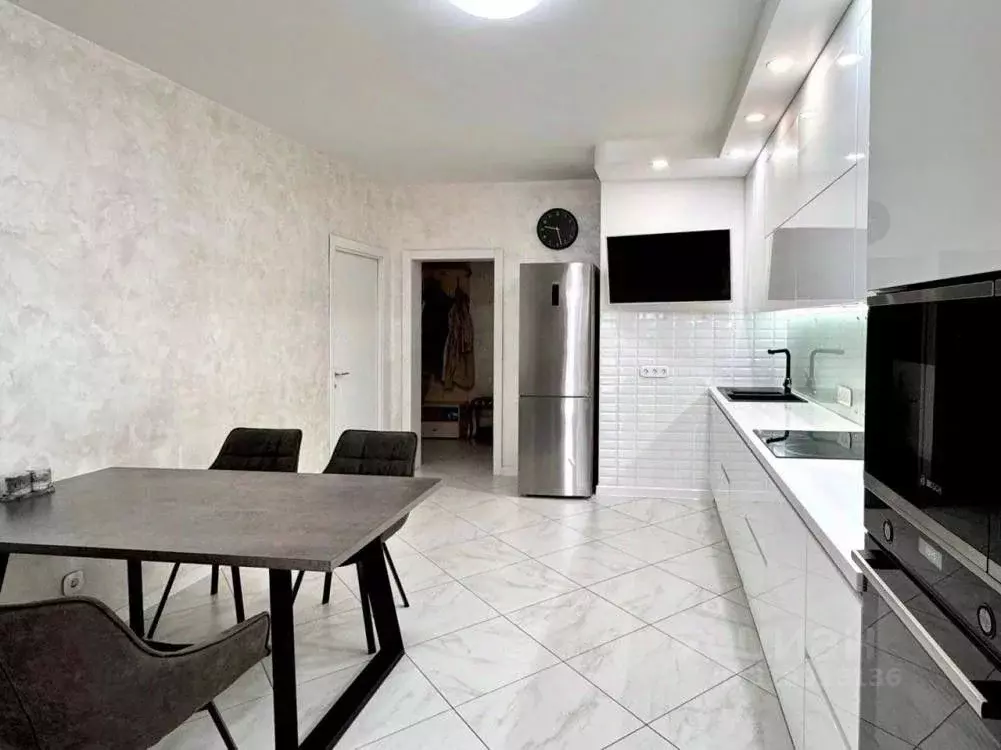 3-к кв. Иркутская область, Иркутск ул. Трилиссера, 8/3 (92.0 м) - Фото 1