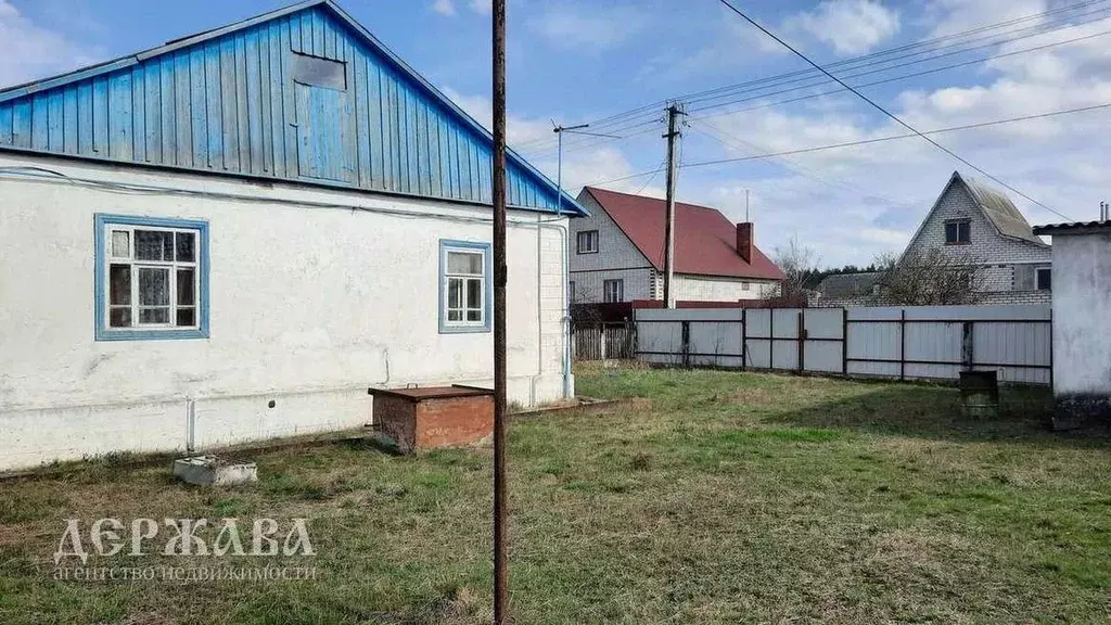 Дом в Белгородская область, Старооскольский городской округ, с. ... - Фото 1