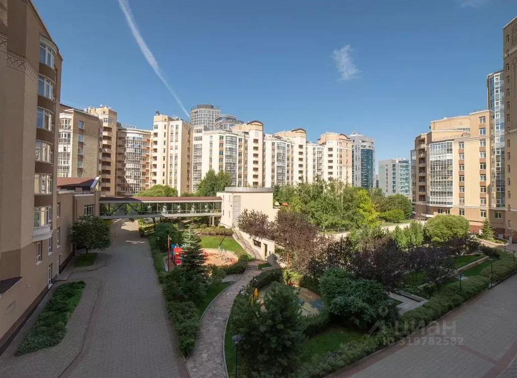 5-к кв. Свердловская область, Екатеринбург ул. Хохрякова, 48 (229.1 м) - Фото 0