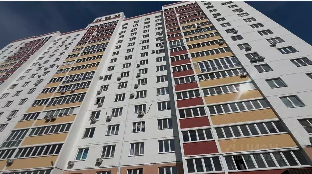 3-к кв. Орловская область, Орел ул. Левый Берег реки Оки, 113 (84.8 м) - Фото 1