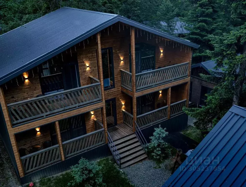 Комната Карачаево-Черкесия, Зеленчукский район, с. Архыз пер. 3-й ... - Фото 1