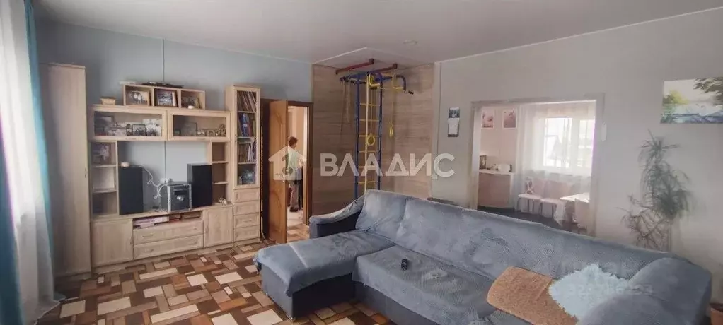 Дом в Бурятия, Улан-Удэ Просторная ул., 19 (150 м) - Фото 1