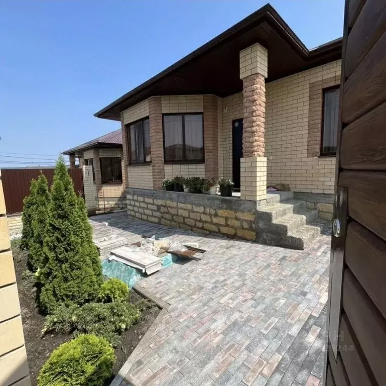 Дом в Краснодарский край, Краснодар пос. Колосистый, ул. Гвардейская ... - Фото 1