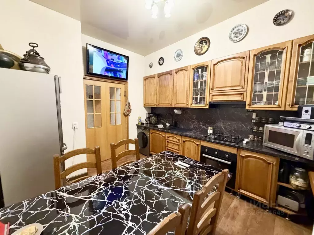 3-к кв. Мурманская область, Мурманск просп. Ленина, 70 (106.0 м) - Фото 1
