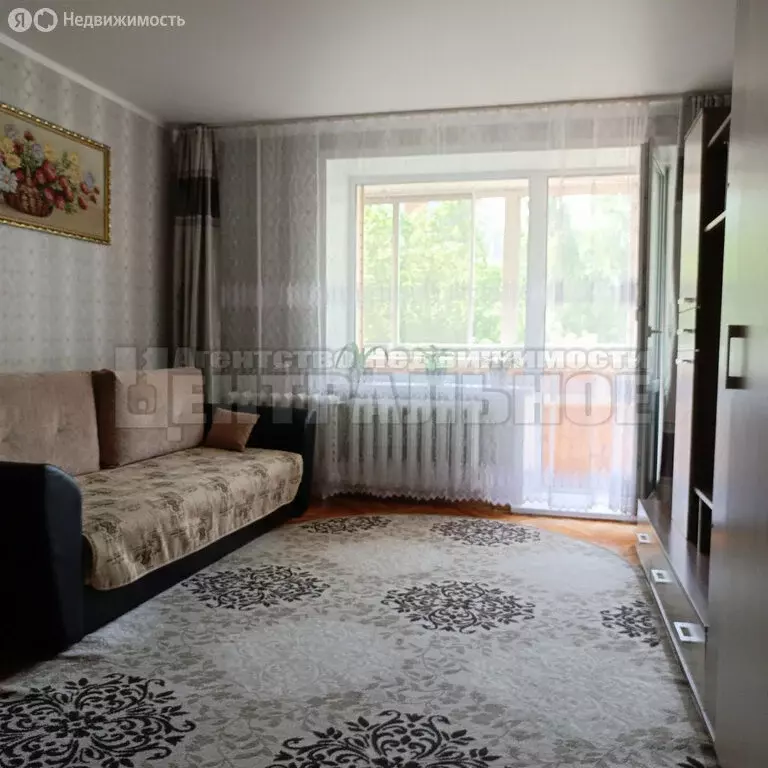 2-комнатная квартира: Смоленск, улица Нормандия-Неман, 26 (50 м) - Фото 1