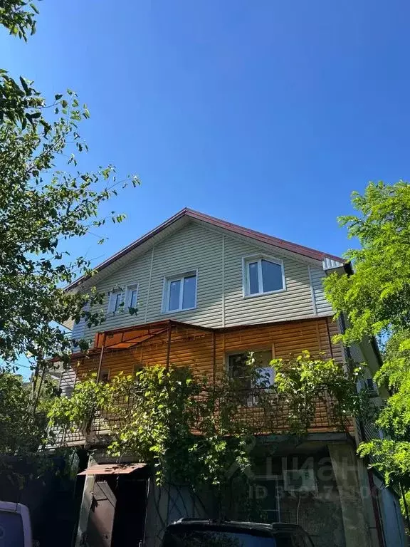 Дом в Краснодарский край, Туапсе ул. Вице-адмирала Щедрина, 4Г (100 м) - Фото 0