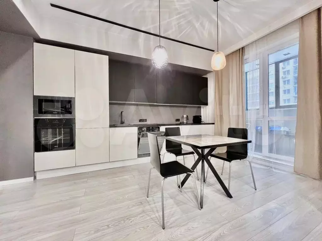 2-к. квартира, 55 м, 3/17 эт. - Фото 0