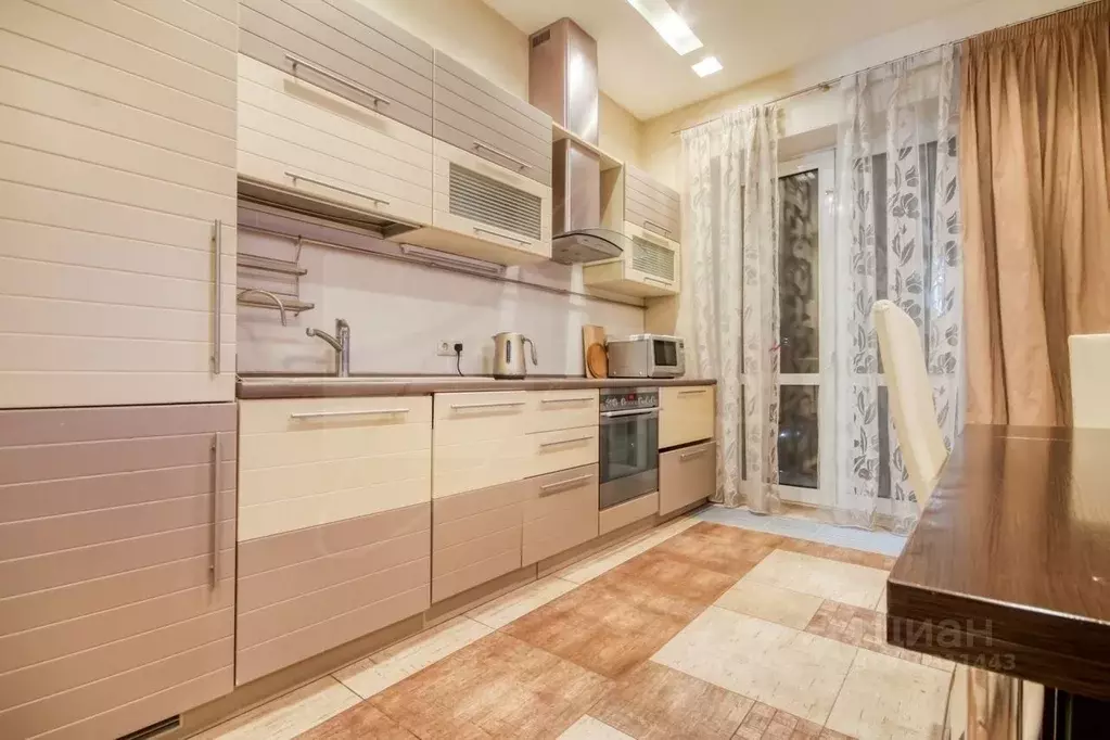 2-к кв. Москва Нежинская ул., 1к4 (83.2 м) - Фото 1
