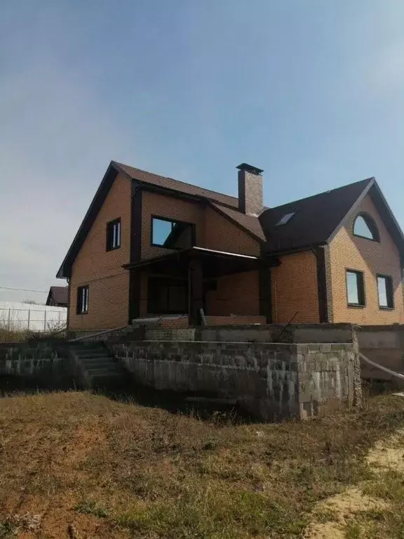 Дом в Белгородская область, Старый Оскол ул. Товолжанская (214 м) - Фото 0