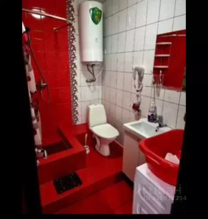 Помещение свободного назначения в Краснодарский край, Геленджик ул. ... - Фото 1